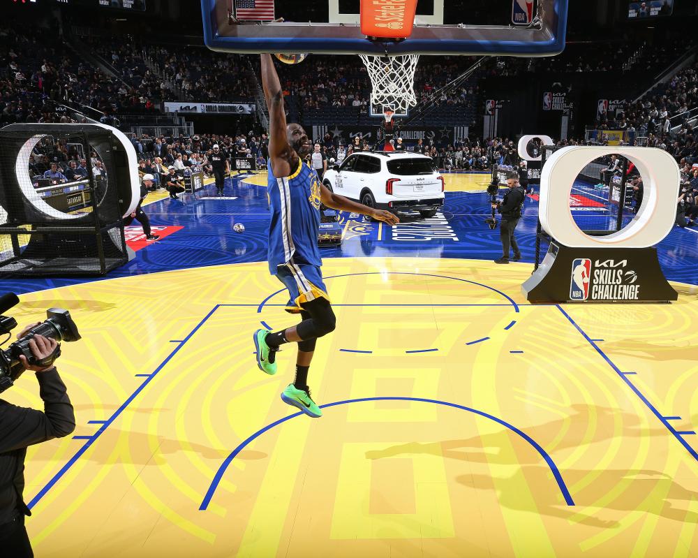 比卢普斯近 比卢普斯近