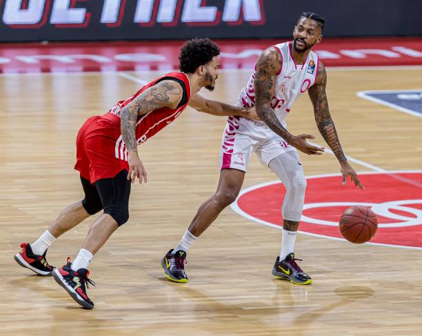 许多企业纷 许多企业纷