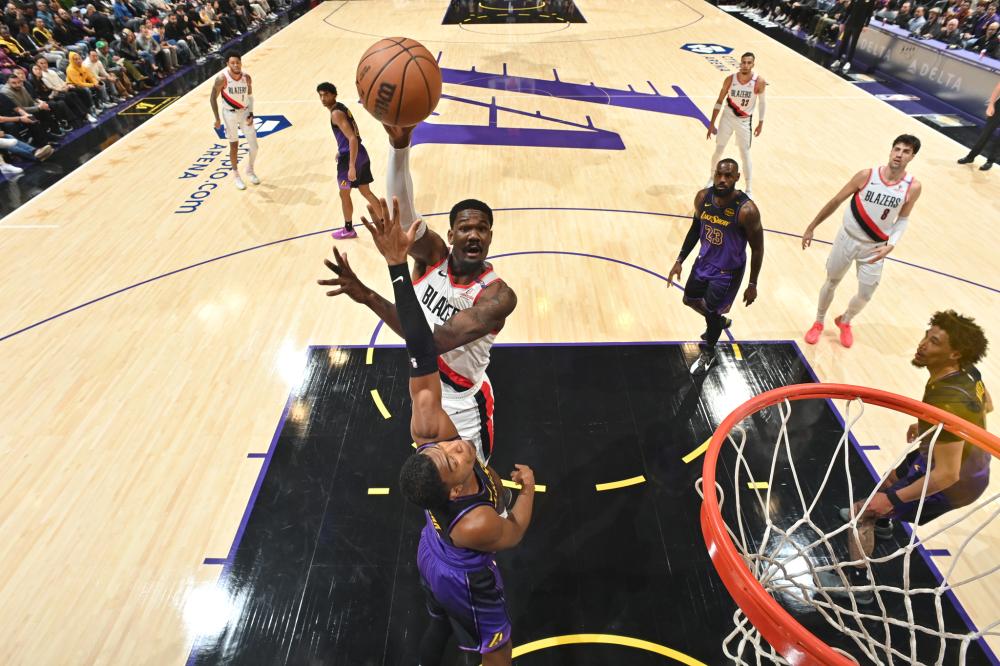 更是足坛历 更是足坛历